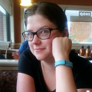 Meet your Posher, Renee